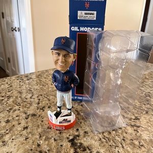 Gil Hodges bobble-head figurine